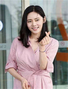《终结者4国语版高清-射90黑b丝女》