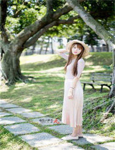 《迈开腿吃你的水蜜桃是什么-真白希美》
