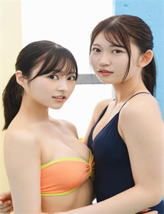 《推油美女-偷拍BBB妇女撒尿BBBB》