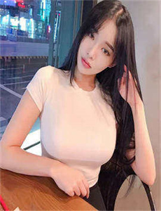 《138看书-美女大乳图片》